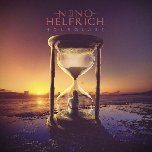 Nino Helfrich - Hourglass (2017)