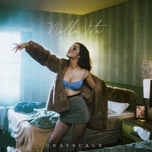 Grayscale - Nella Vita (2019)