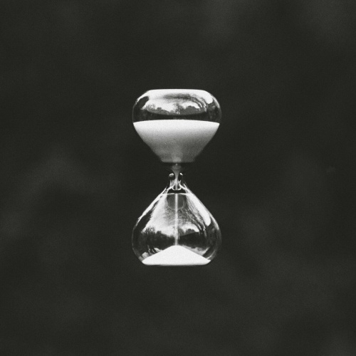 UEBERSCHAER - Flow of Time (2022)